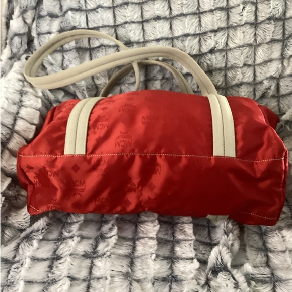 MCM 🌺 RARE 🌺 Red Visetos Nylon Shoulder Bag - Picture 8 of 13